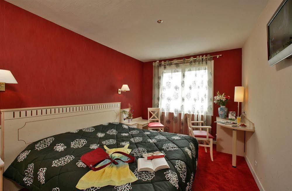 Logis Hotel-Restaurant Le Fontarabie Fontenay-le-Comte Kültér fotó